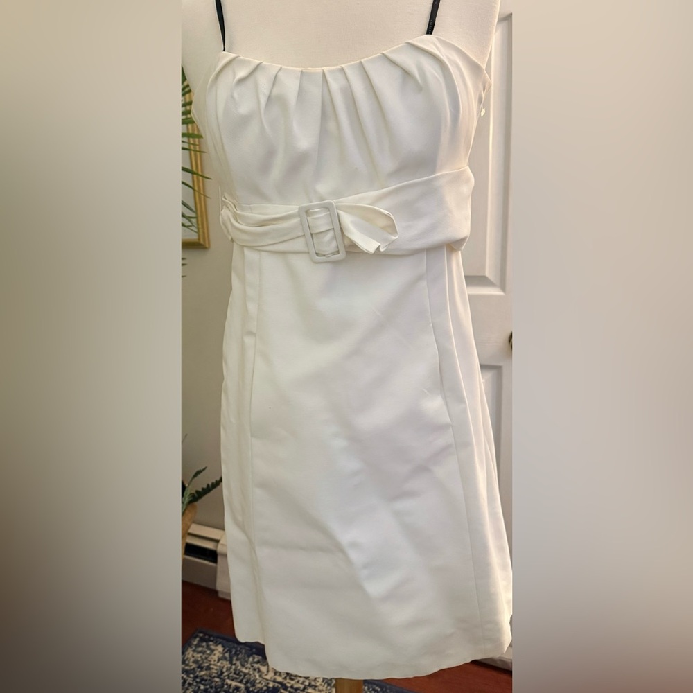 David Meister white strapless size 6 dress
